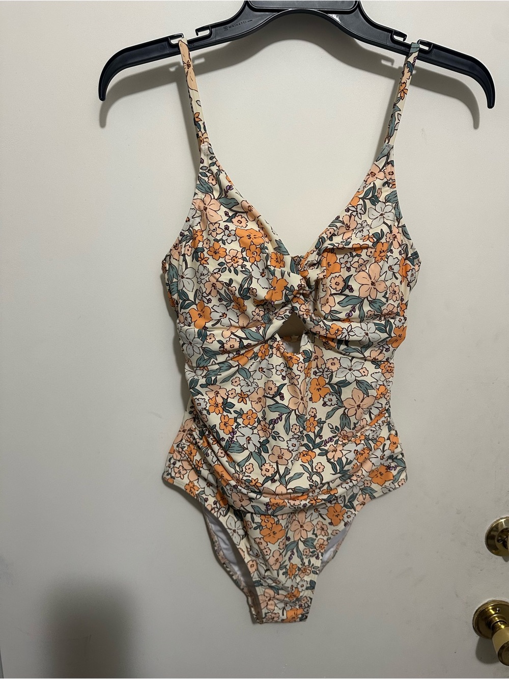 Floral Underwire Bra Top in Peach & Mint - Women Intimates